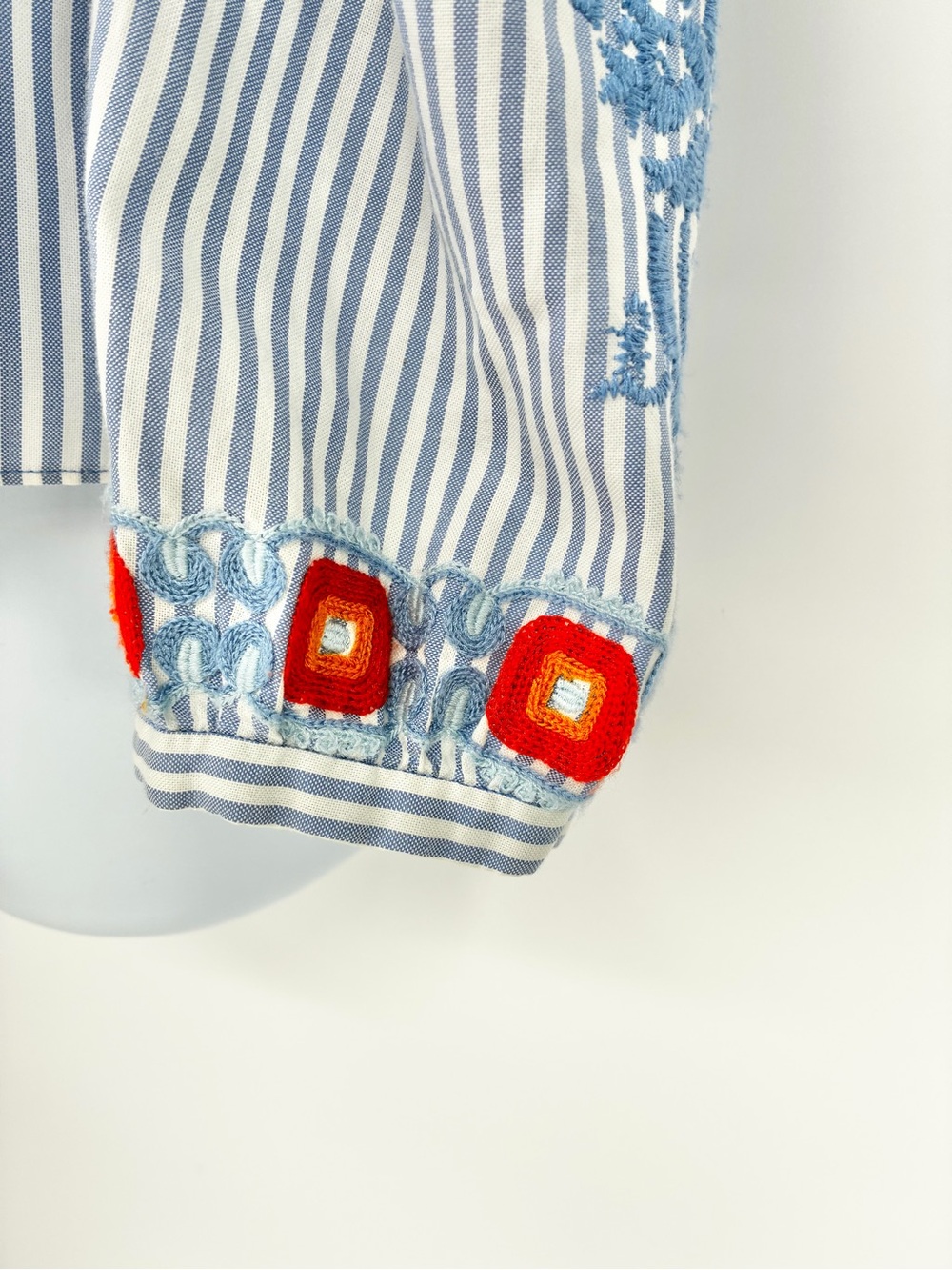 Tory Burch Blue White Striped Embroidered Tassel Peasant Blouse Tunic Size 2 - Picture 5 of 10